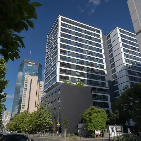 Grzybowska Deluxe #62 By Bookinghost דירה