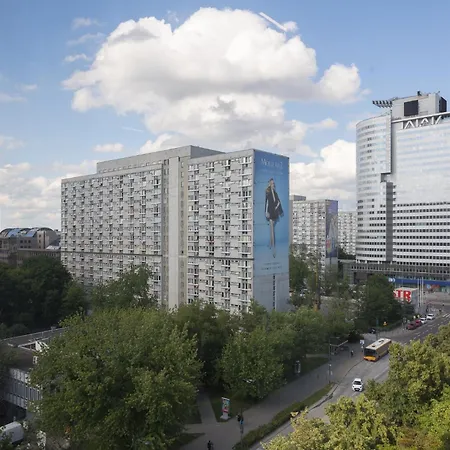 Grzybowska Deluxe #62 By Bookinghost Varsavia