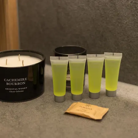 דירה Grzybowska Deluxe #62 By Bookinghost *